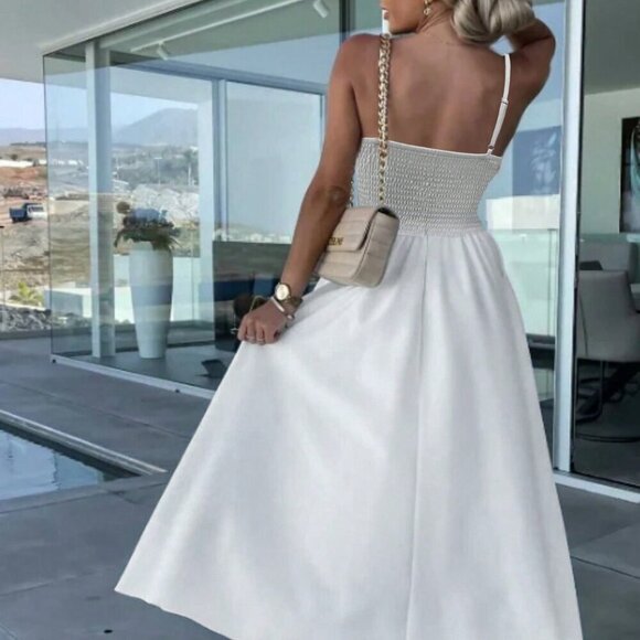 White Preppy Women's Solid Color Sleeveless Split Dress - Picture 2 of 4